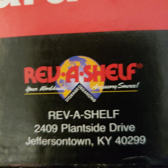 Rev-A-Shelf Pull Out Towel Rack - NEW IN BOX- White - Picture 6 of 6